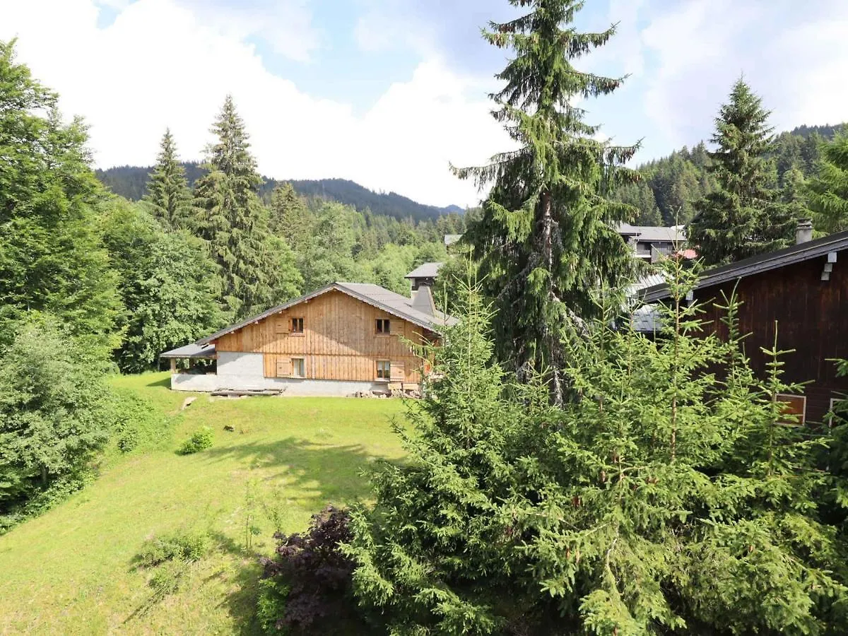 Appartement Renove Aux Gets, Proche Pistes Et Lac, Avec Parking, Navettes Gratuites Et Accepte Animaux - Fr-1-623-266 Les Gets 0*,  France